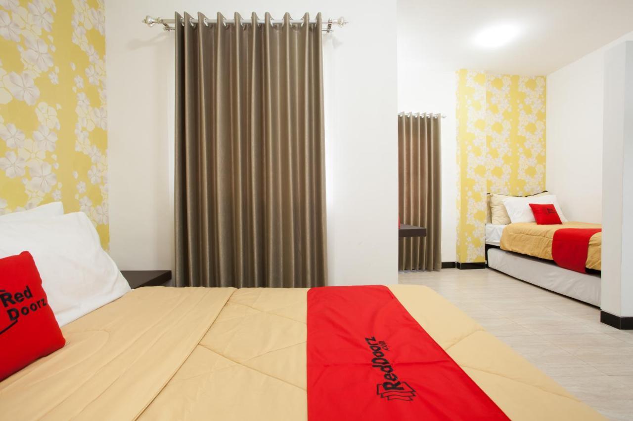 Reddoorz Near Museum Angkut Batu Hotel Batu  Ngoại thất bức ảnh